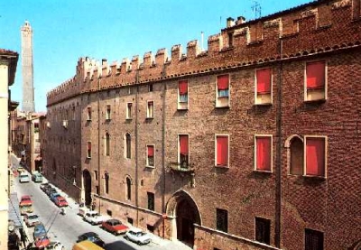 palazzo pepoli vecchio