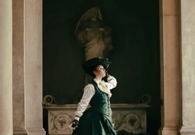 Bologna, Cimitero Monumentale della Certosa. Vampire lab, interprete Ilenia Succi Leonelli. Foto Monica Muzzioli