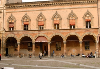 palazzo isolani ok