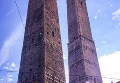 2 torri bologna